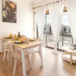 Seaside Deluxe Flat Peniche