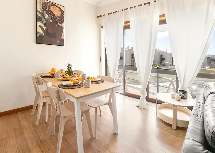 Seaside Deluxe Flat Peniche